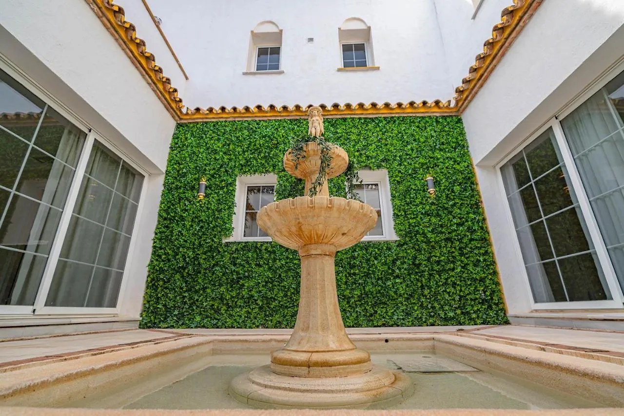 Lirios Village Marbella 0*,
