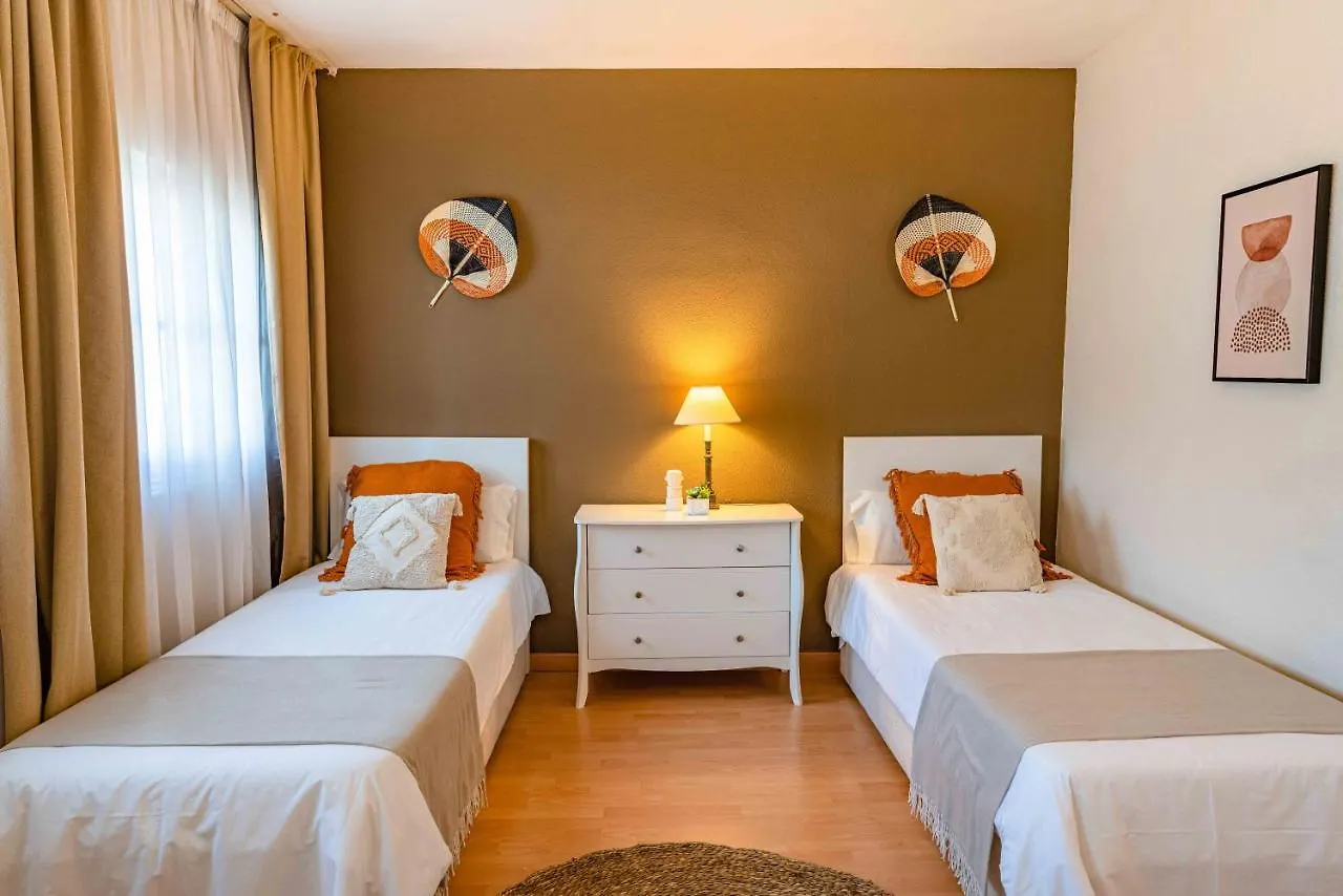 Lirios Village Marbella 0*,